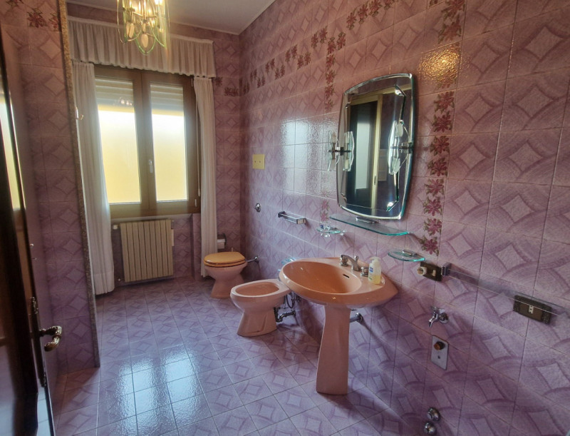 COME TORNARE A RESPIRARE CON QUESTA BIFAMILIARE!

La facevi anche tu da bambino quella cosa che d...