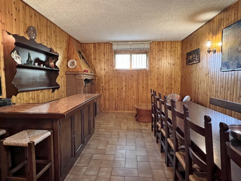 CASA SINGOLA CON AMPIO GIARDINO NEL CUORE DI SOVIZZO - RIF. 8353
In posizione centralissima a Sov...