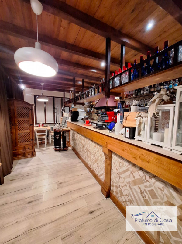 STRADA PROVINCIALE NOALESE (Treviso-Padova) - Si propone cessione di attività di ristorazione avv...