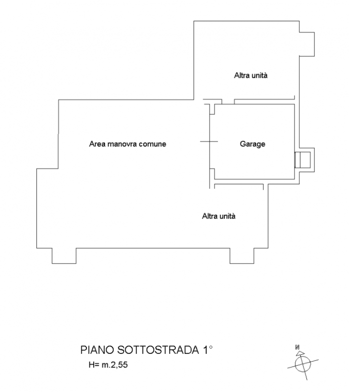 Splendida villa trifamiliare di recente costruzione inserita in esclusivo quartiere residenziale,...