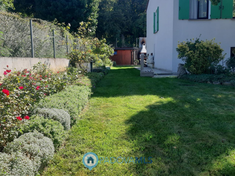 BAONE VENDESI VILLA SINGOLA CON GIARDINO

Immobile in esclusiva al Gruppo Padova MLS

Nel suggest...