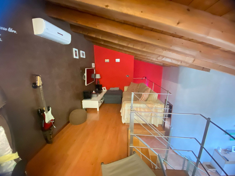 Duplex di Design:  in Residence Esclusivo
Proponiamo un midi appartamento su due livelli situato ...