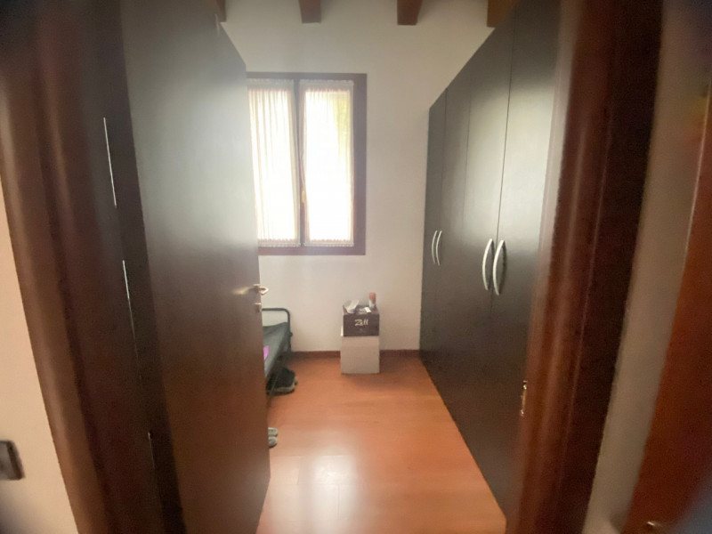 In una delle zone più esclusive e ricercate di Vicenza, precisamente all’inizio della suggestiva ...