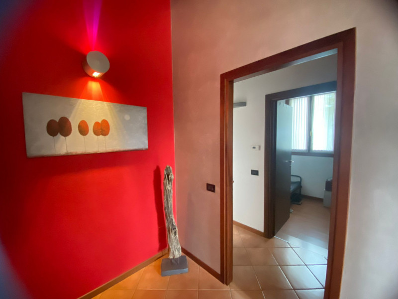 In una delle zone più esclusive e ricercate di Vicenza, precisamente all’inizio della suggestiva ...