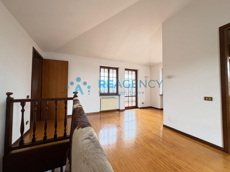 ISOLA VICENTINA - ZONA COLLINARE

Stai cercando una villa esclusiva vicino alla Città ma con vist...