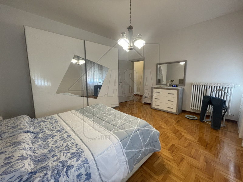 Proponiamo in vendita ad Ospedaletto Euganeo abitazione su due livelli, comoda ai servizi princip...