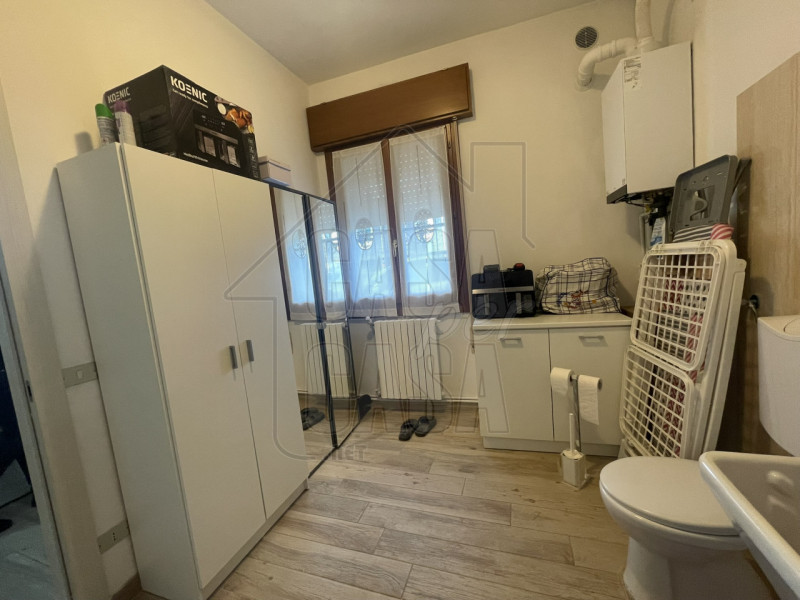 Proponiamo in vendita ad Ospedaletto Euganeo abitazione su due livelli, comoda ai servizi princip...