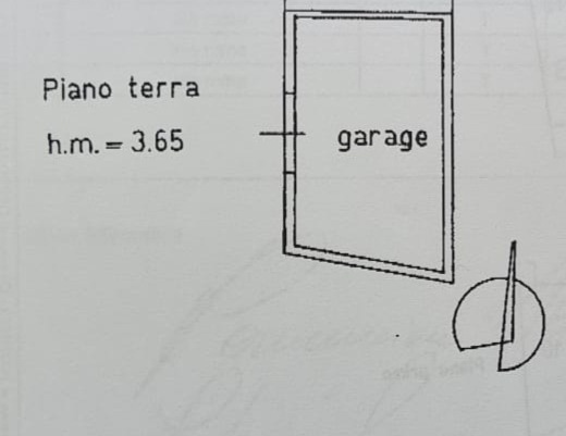 Proponiamo in vendita ad Ospedaletto Euganeo abitazione su due livelli, comoda ai servizi princip...