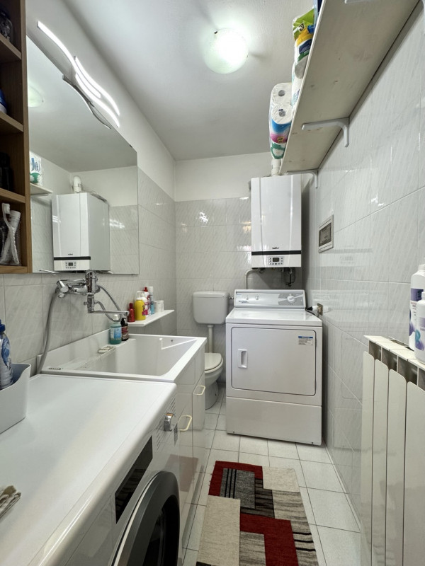 ELEGANTE CASA INDIPENDENTE CON SPAZIO ESTERNO DI PROPRIETA'

Per info e appuntamenti Immobiliare ...