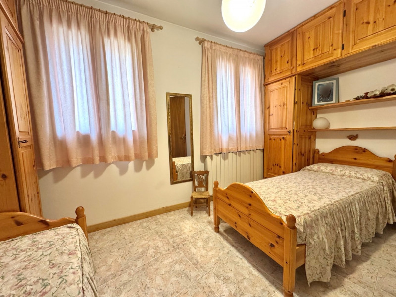 ELEGANTE CASA INDIPENDENTE CON SPAZIO ESTERNO DI PROPRIETA'

Per info e appuntamenti Immobiliare ...