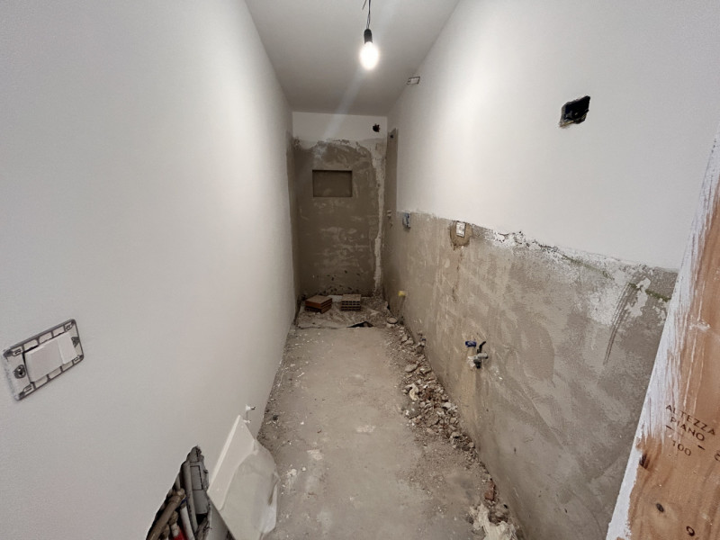 In posizione interna rispetto a Viale Trieste, quindi tranquilla e riservata ma comoda a tutti i ...