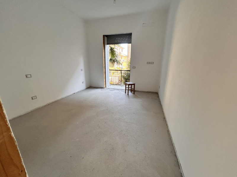 In posizione interna rispetto a Viale Trieste, quindi tranquilla e riservata ma comoda a tutti i ...