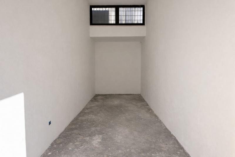 In posizione interna rispetto a Viale Trieste, quindi tranquilla e riservata ma comoda a tutti i ...