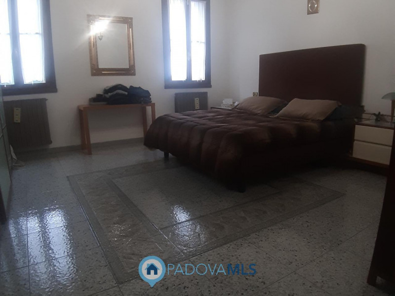 Monselice centro vendesi casa singola

Immobile in esclusiva al Gruppo Padova MLS

Nel centro di ...