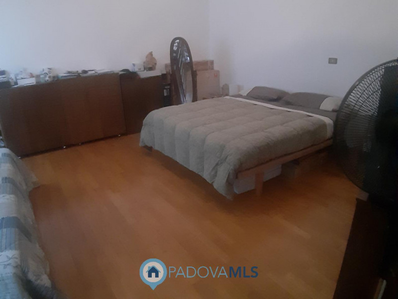 Monselice centro vendesi casa singola

Immobile in esclusiva al Gruppo Padova MLS

Nel centro di ...