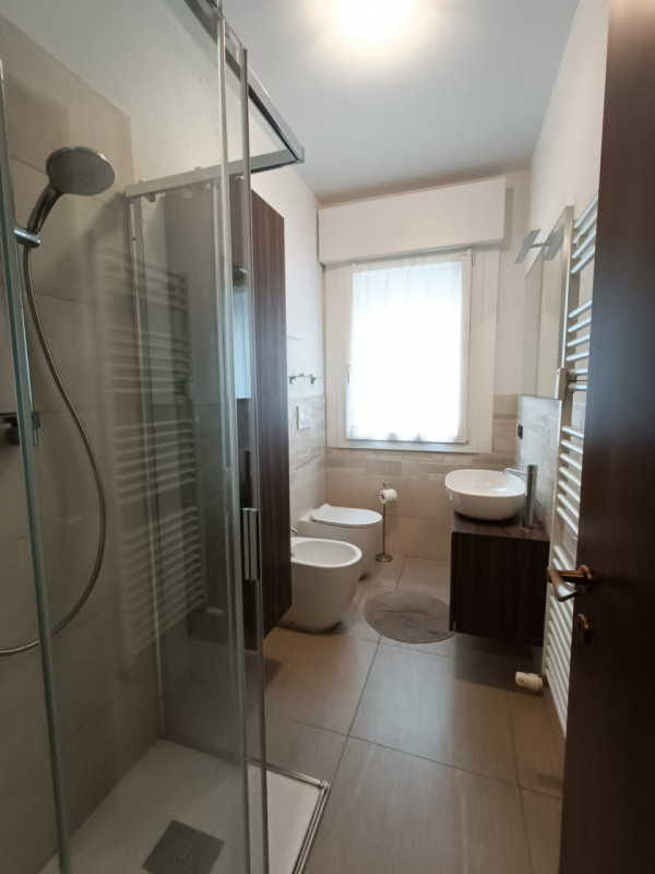 Nel cuore del quartiere Forcellini, in una delle zone più tranquille e servite di Padova, proponi...