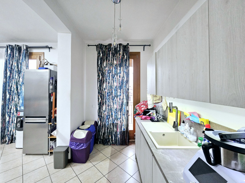 A Monselice, proponiamo in vendita appartamento al primo piano, che offre un'interessante opportu...