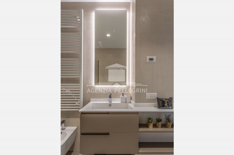 Nel cuore del centro storico di Vicenza, all’interno di un prestigioso palazzo monumentale comple...