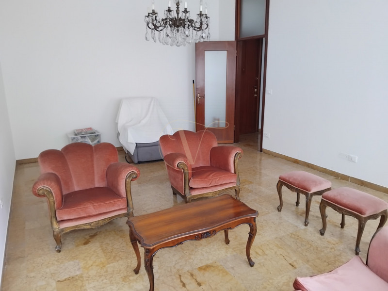 VICENZA - CENTRO STORICO - NO ZTL - BICAMERE CON ASCENSORE

VICENZA - CENTRO STORICO - NO ZTL: sc...