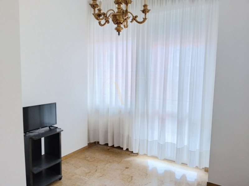 VICENZA - CENTRO STORICO - NO ZTL - BICAMERE CON ASCENSORE

VICENZA - CENTRO STORICO - NO ZTL: sc...