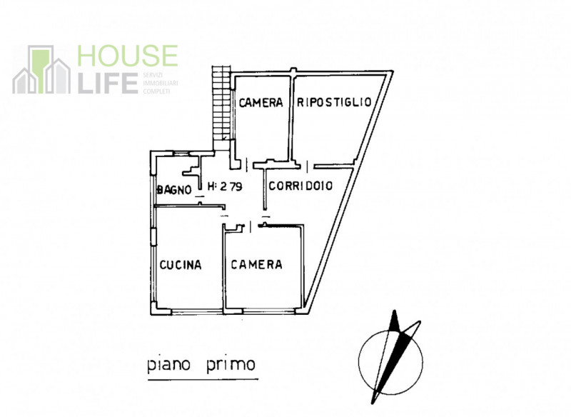 TORREBELVICINO: APPARTAMENTO BICAMERE attualmente locato al primo piano con grande locale commerc...