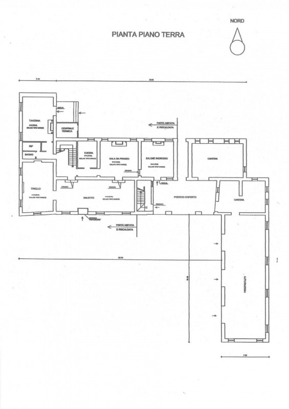 Nel cuore della suggestiva zona di Biron, proponiamo in vendita una magnifica villa d'epoca del '...