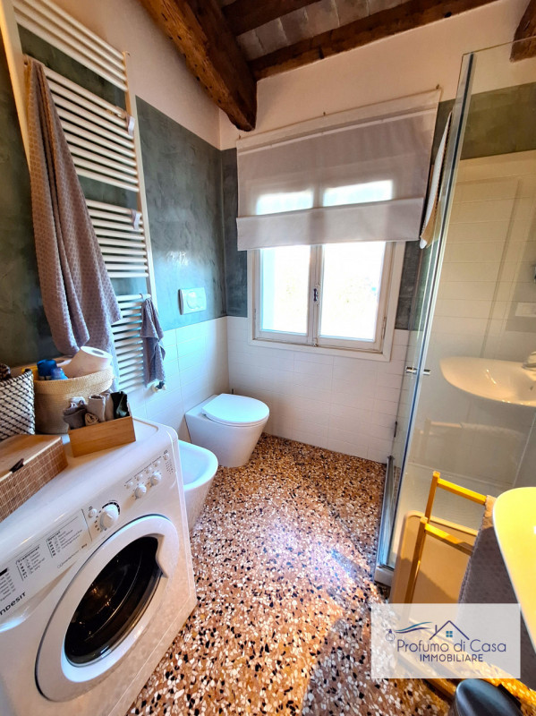 CENTRO STORICO - In ottima posizione comoda a tutti i principali servizi proponiamo elegante appa...