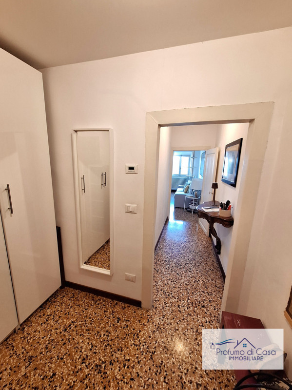 CENTRO STORICO - In ottima posizione comoda a tutti i principali servizi proponiamo elegante appa...