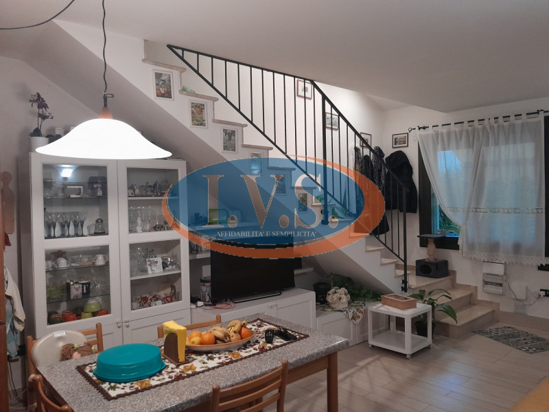 CASTEGNERO (VI): Situata in un quartiere residenziale tranquillo, proponiamo PORZIONE DI QUADRIFA...