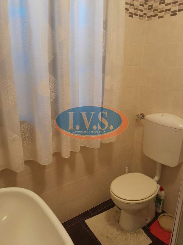 CASTEGNERO (VI): Situata in un quartiere residenziale tranquillo, proponiamo PORZIONE DI QUADRIFA...