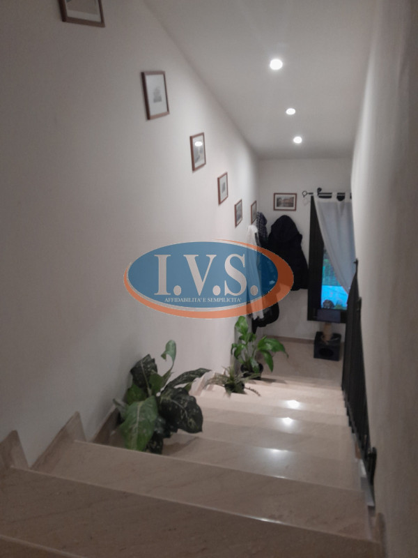 CASTEGNERO (VI): Situata in un quartiere residenziale tranquillo, proponiamo PORZIONE DI QUADRIFA...