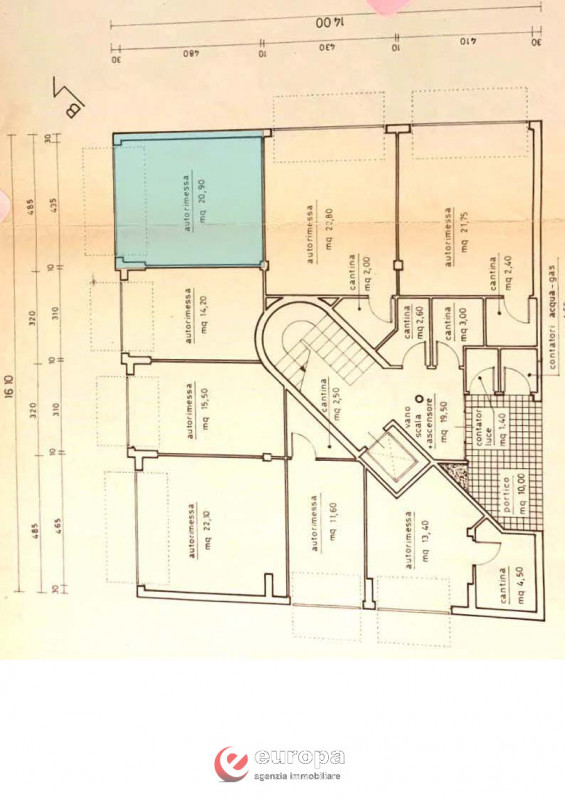 Semicentro (VI), in una laterale di viale Trento, a pochi minuti dal centro storico, in posizione...