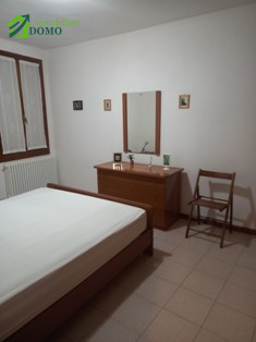 zona centrale tranquilla e comoda a tutti i servizi, su piccola palazzina appartamento completame...