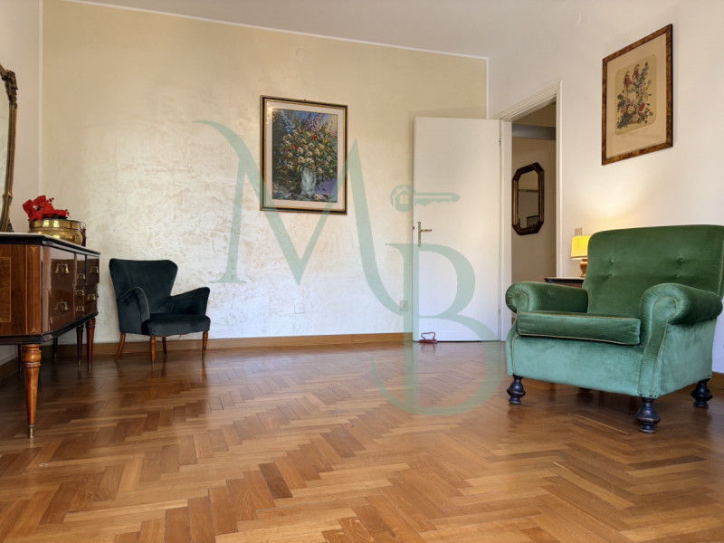 PADOVA - ARCELLA: Immobiliare MB propone in esclusiva luminoso appartamento quadrilocale situato ...