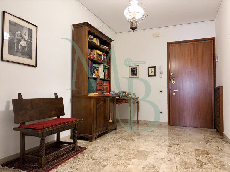 PADOVA - ARCELLA: Immobiliare MB propone in esclusiva luminoso appartamento quadrilocale situato ...