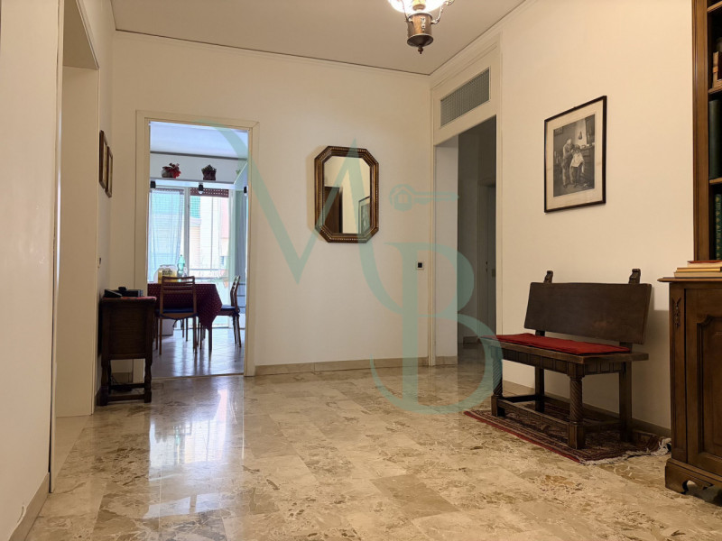 PADOVA - ARCELLA: Immobiliare MB propone in esclusiva luminoso appartamento quadrilocale situato ...