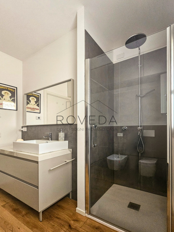 SILEA 

RIFERIMENTO: SI4

L'agenzia Roveda Immobiliare ha il piacere di presentarvi questo appart...