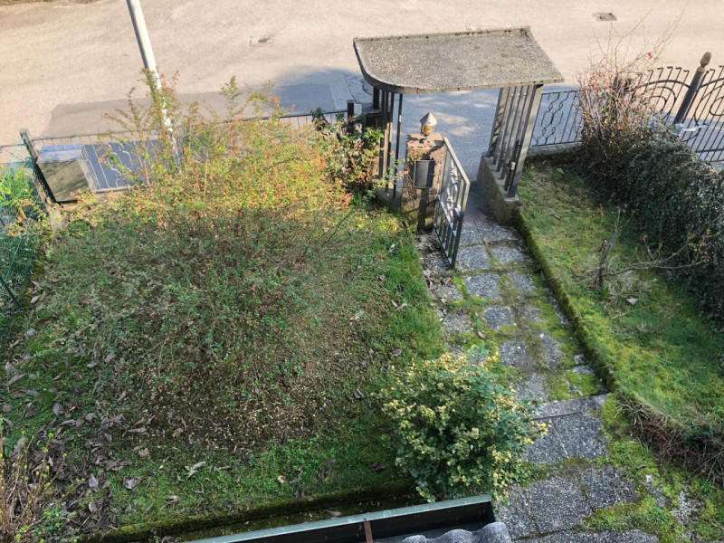 SCHIO:CASA CENTRALE CON TERRENO E GARAGE €210.000 info 0445 527455

Buoni motivi per acquistare;
...