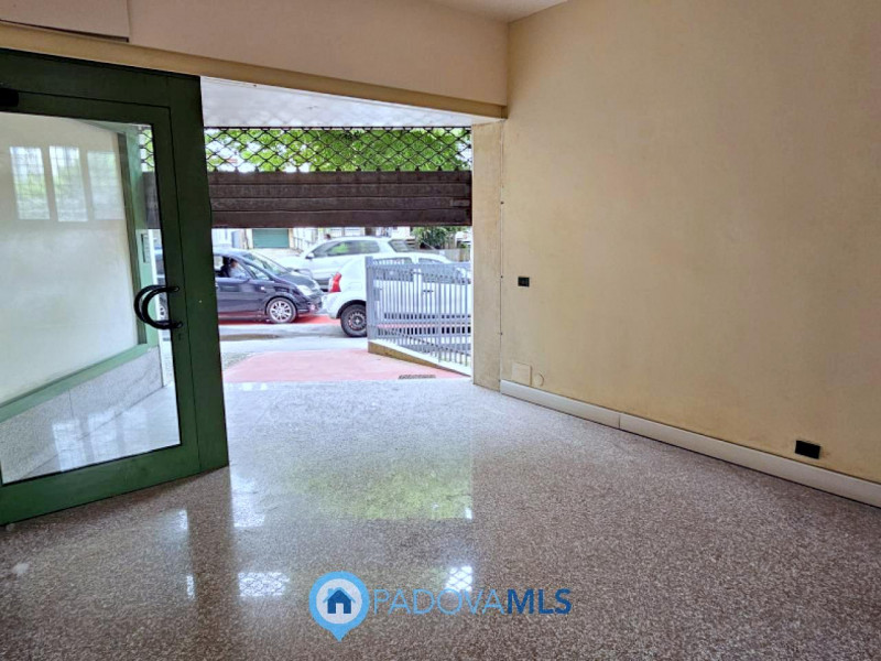 Immobile in esclusiva al Gruppo Padova MLS

PADOVA Via Facciolati Presentiamo un'opportunità unic...