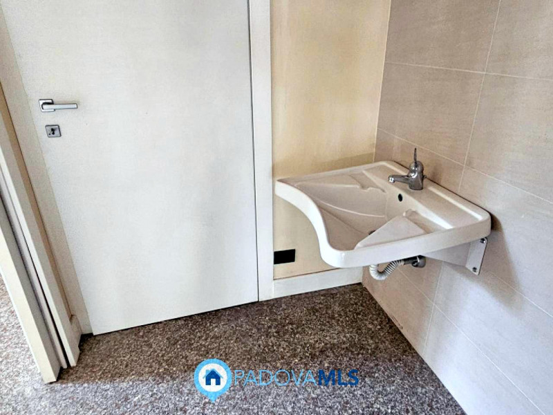 Immobile in esclusiva al Gruppo Padova MLS

PADOVA Via Facciolati Presentiamo un'opportunità unic...