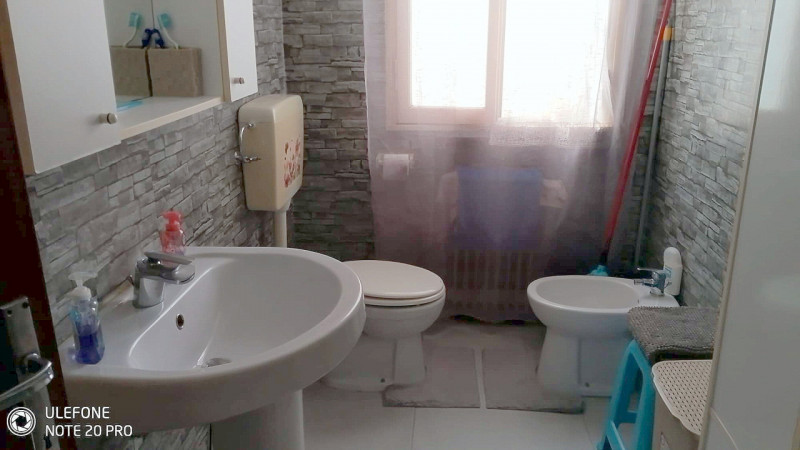 PORZIONE BIFAMILIARE CON GIARDINO AD ARCELLA-SAN BELLINO €.245.000 rif.CL514

Nel cuore del quart...