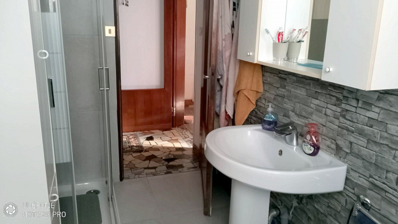 PORZIONE BIFAMILIARE CON GIARDINO AD ARCELLA-SAN BELLINO €.245.000 rif.CL514

Nel cuore del quart...