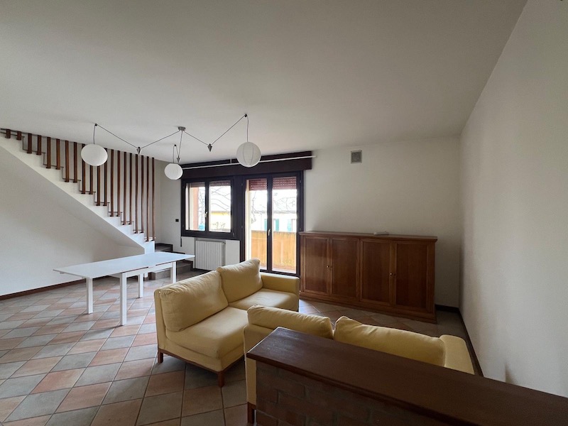 PONTELONGO CENTRO – Classe energetica “E” Ep,glnren 159,10 Kwh/annomq..

Proponiamo in vendita ap...