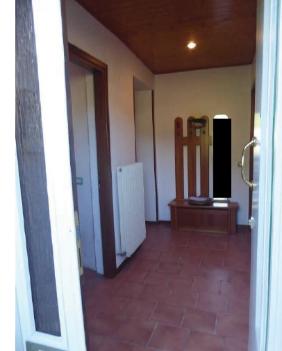 RIF. A.A.421-241

Vendesi all'asta - casa a schiera centrale su 3 livelli in data 14 aprile 2026
...