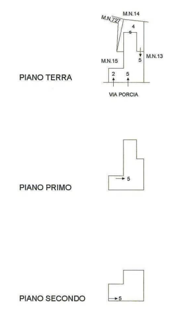 RIF. A.A.421-241

Vendesi all'asta - casa a schiera centrale su 3 livelli in data 14 aprile 2026
...