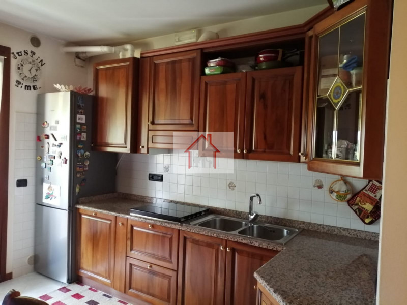 Rif.: PAL 035 Per informazioni Paolo 3488545745

Immobiliare Luxor è lieta di presentare un affas...