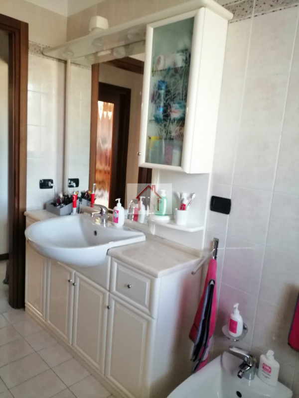 Rif.: PAL 035 Per informazioni Paolo 3488545745

Immobiliare Luxor è lieta di presentare un affas...