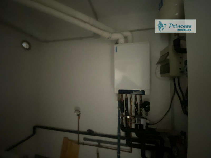 A Zanè, nel cuore del centro e comoda ai servizi principali e alle arterie della città, proponiam...