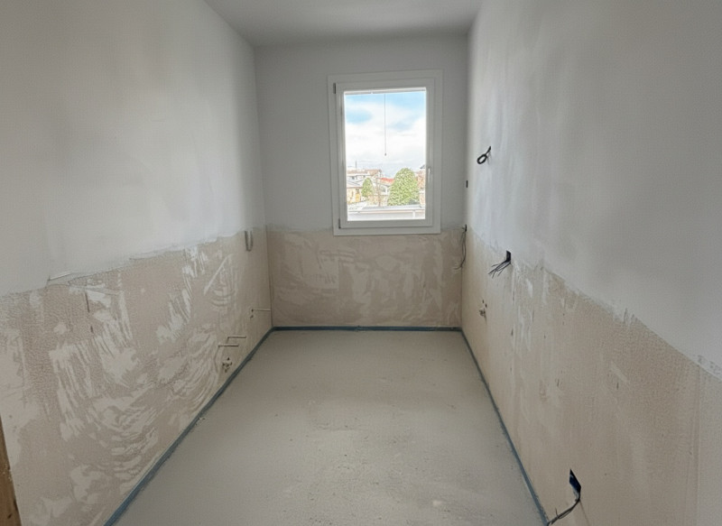 Nel centro di Mestrino, in una zona residenziale tranquilla e allo stesso tempo comoda a tutti i ...