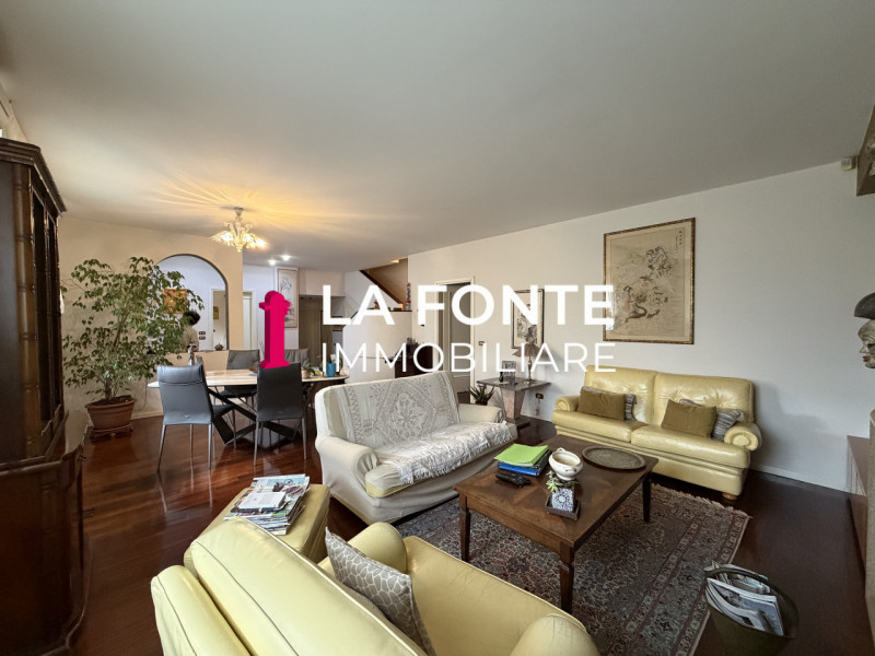 CODIVERNO DI VIGONZA introvabile VILLA SINGOLA A PIANO UNICO situata nel cuore del paese. Questa ...